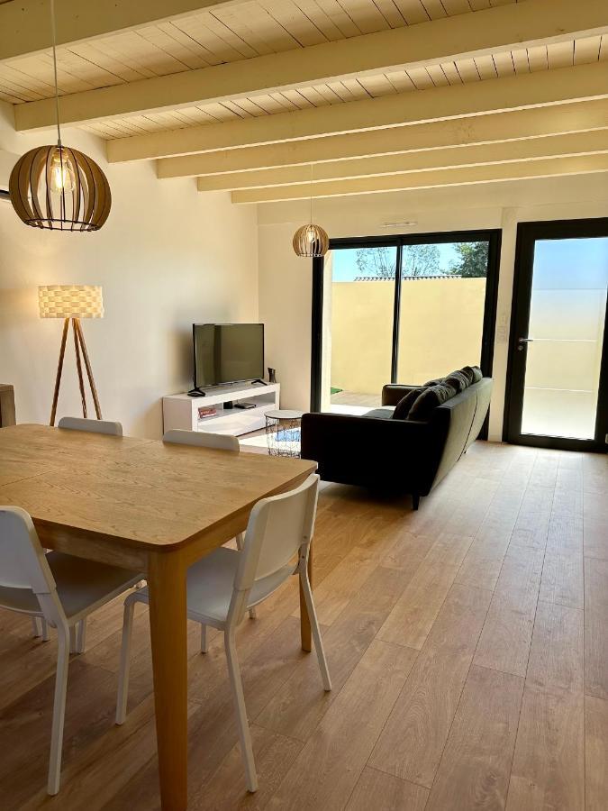 La Halte Occitane - Classe 3 Etoiles - Pour 6 Personnes, 3 Chambres, Parking, Terrasse, Tout Inclus Montauban Exterior foto